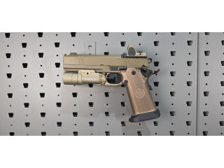 UBER RARE - NIGHTHAWK SANDHAWK 2011 9MM FDE