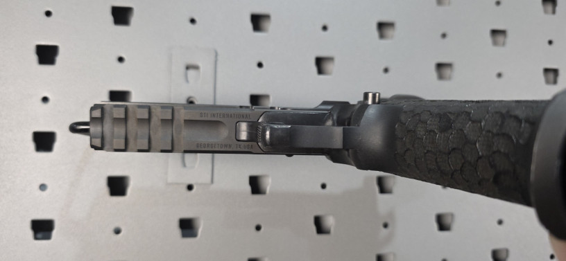 rare-sti-staccato-p-2011-9mm-415-full-rail-big-8