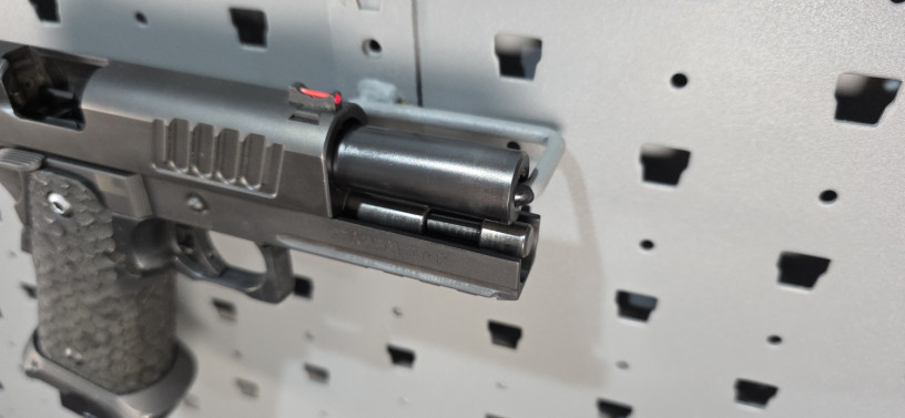 rare-sti-staccato-p-2011-9mm-415-full-rail-big-15