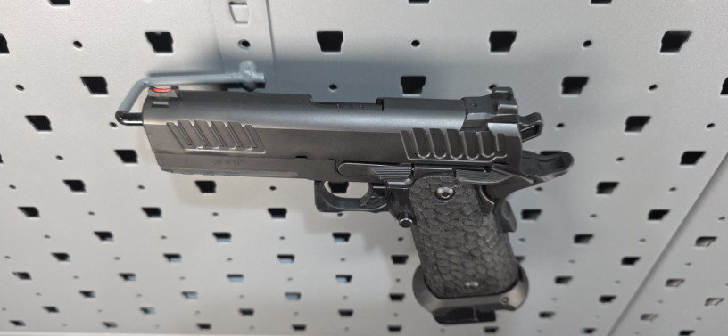 rare-sti-staccato-p-2011-9mm-415-full-rail-big-5