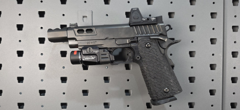 uber-rare-sti-dvc-carry-9mm-2011-saami-custom-big-0