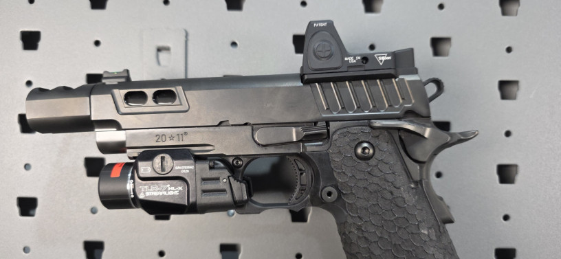 uber-rare-sti-dvc-carry-9mm-2011-saami-custom-big-3