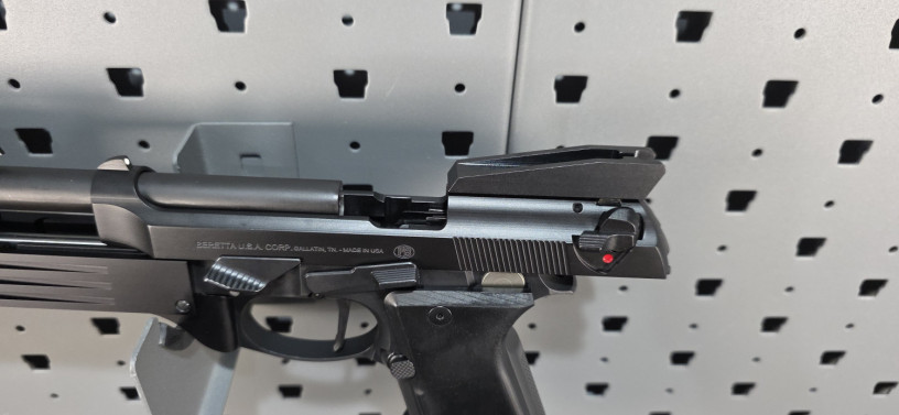 unobtainium-sla-beretta-m9a1-robocop-auto-9-kit-big-17