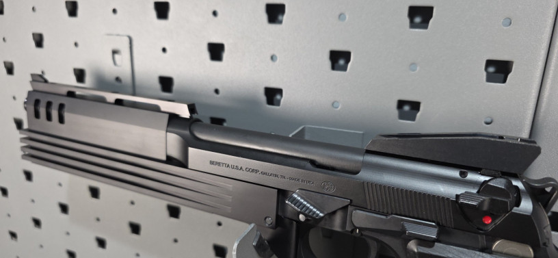 unobtainium-sla-beretta-m9a1-robocop-auto-9-kit-big-8