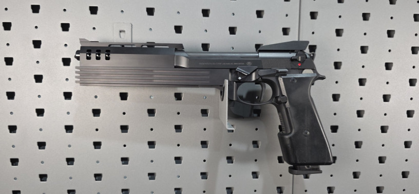 unobtainium-sla-beretta-m9a1-robocop-auto-9-kit-big-0