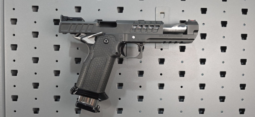 rare-atlas-gunworks-nemesis-v1-40-sw-two-tone-big-17