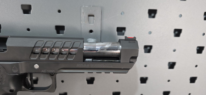 rare-atlas-gunworks-nemesis-v1-40-sw-two-tone-big-18