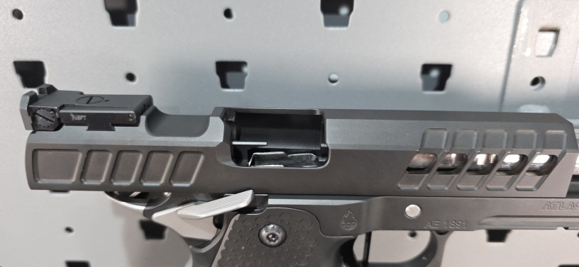 rare-atlas-gunworks-nemesis-v1-40-sw-two-tone-big-21