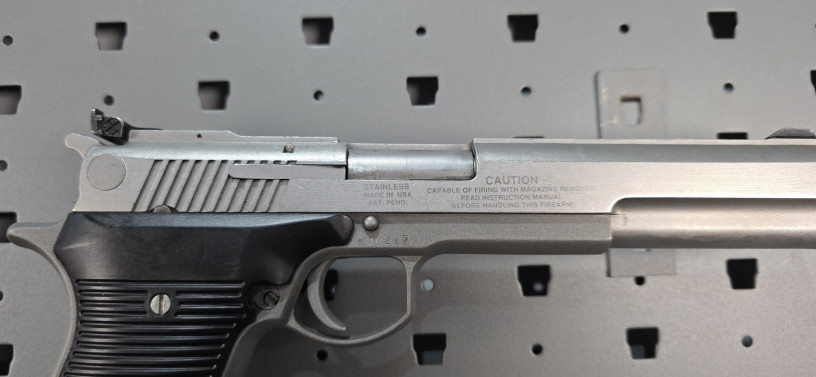 rare-iai-amt-automag-iii-30-carbine-hand-cannon-big-13