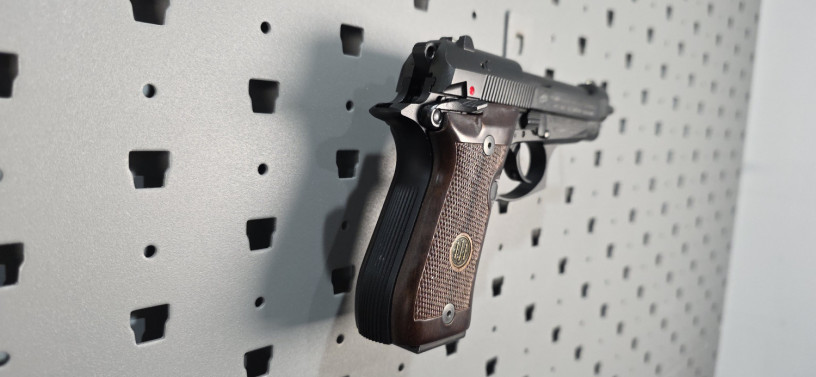 beretta-84fs-cheetah-380-acp-big-14