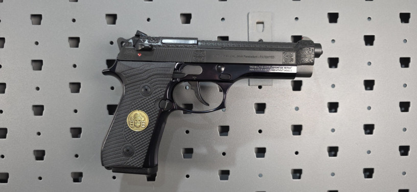 custom-beretta-92fs-blackbeards-customs-black-pearl-12-of-100-big-17