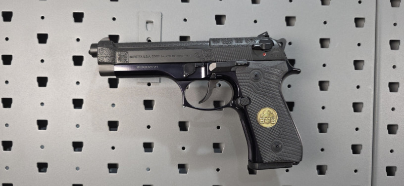 custom-beretta-92fs-blackbeards-customs-black-pearl-12-of-100-big-0