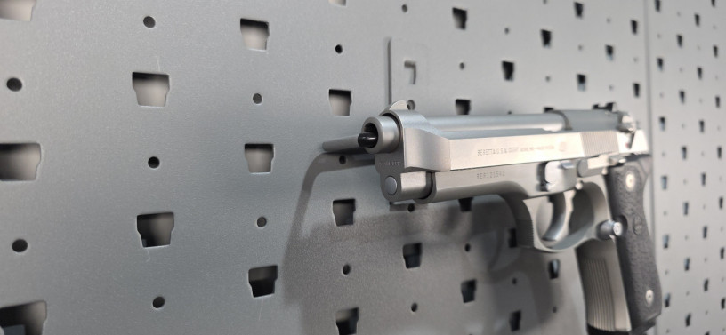 rare-beretta-92fs-inox-ghost-big-1