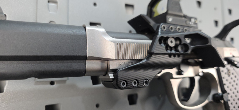 custom-beretta-92x-performace-race-pistol-big-2