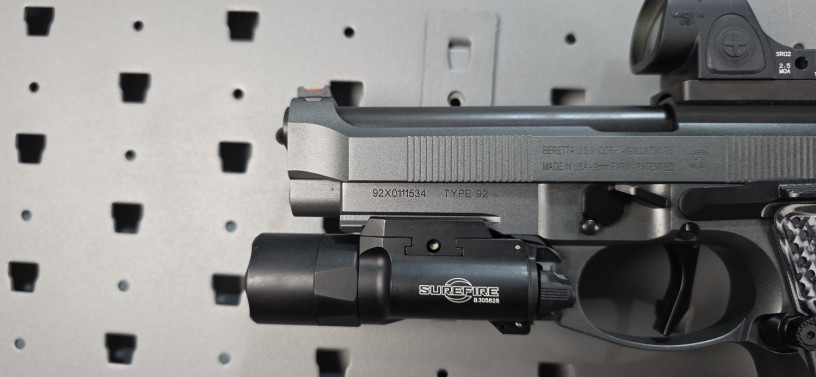 beretta-92xi-squalo-w-sro-surefire-x300-big-2