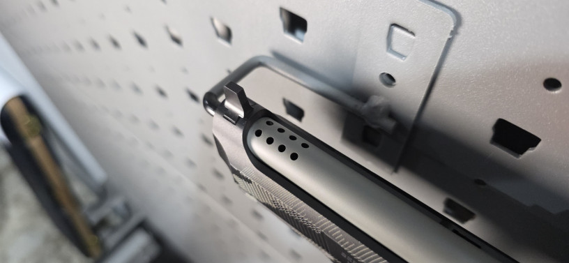 custom-beretta-m9a1-compact-blackbeards-customs-snow-topo-big-13