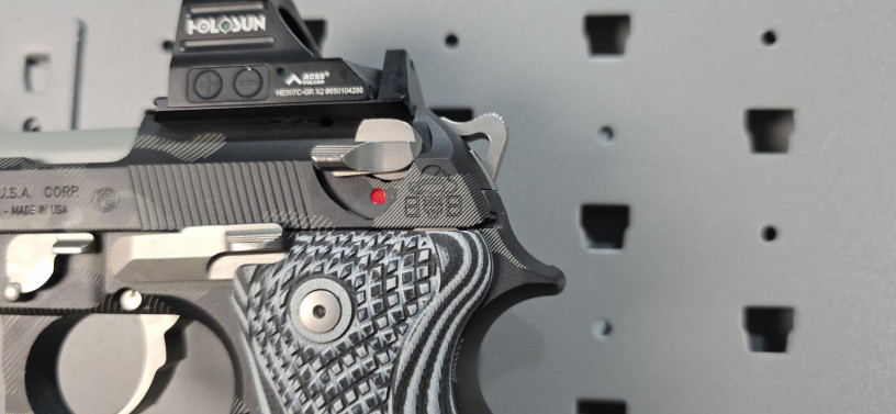 custom-beretta-m9a1-compact-blackbeards-customs-snow-topo-big-6