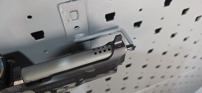 custom-beretta-m9a1-compact-blackbeards-customs-snow-topo-big-20