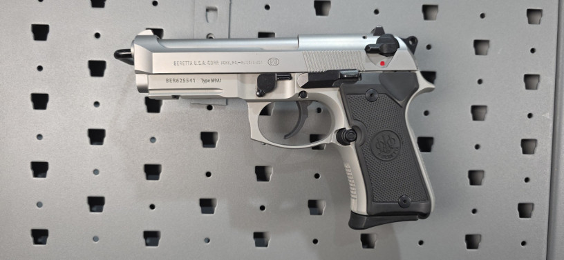rare-beretta-m9a1-compact-inox-9mm-big-0
