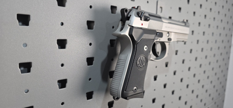 rare-beretta-m9a1-compact-inox-9mm-big-14