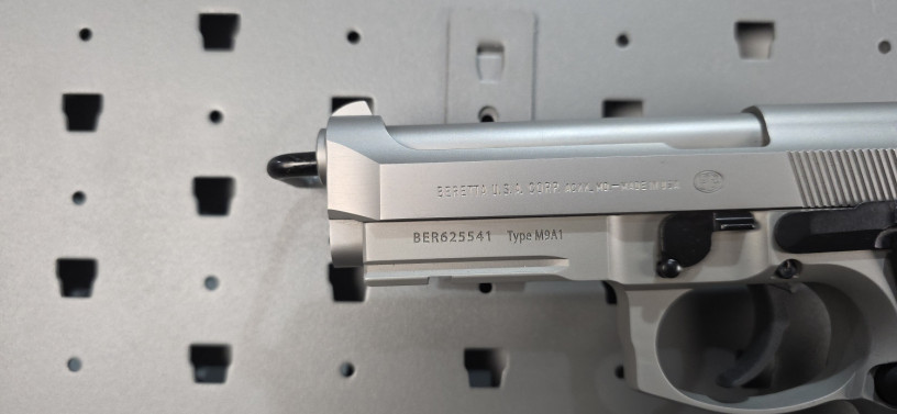 rare-beretta-m9a1-compact-inox-9mm-big-2