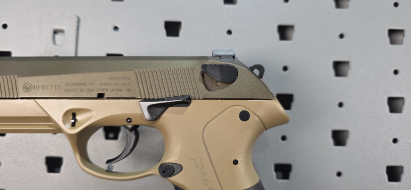 custom-beretta-px4-storm-fde-cerakote-9mm-big-3