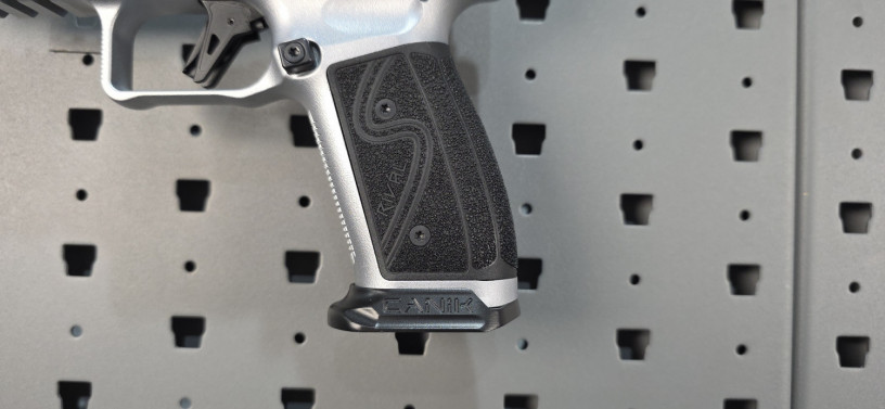 canik-sfx-rival-s-steel-frame-9mm-competition-pistol-big-5