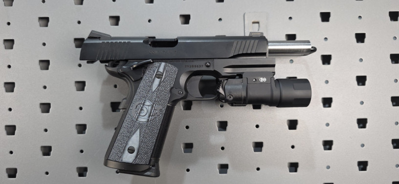 colt-1911-colt-combat-unit-rail-gun-45-acp-big-18