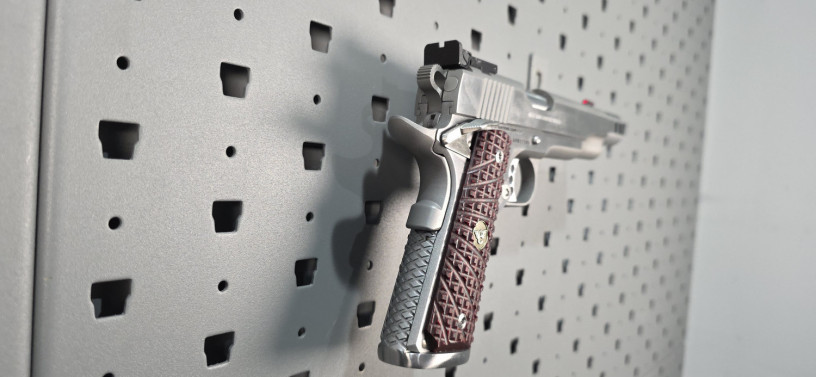 custom-colt-1911-gold-cup-trophy-38-super-wilson-upgrades-big-16