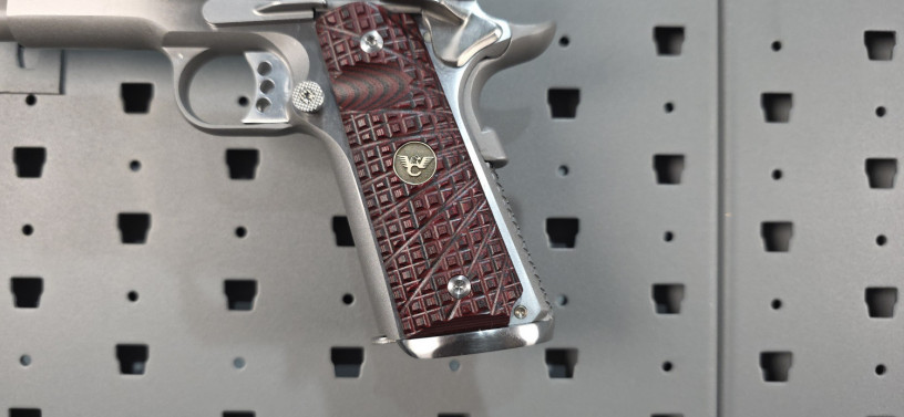 custom-colt-1911-gold-cup-trophy-38-super-wilson-upgrades-big-5