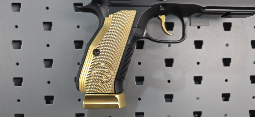rare-cz-shadow-2-gold-digger-talo-special-edition-big-13
