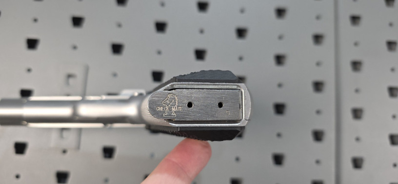 dan-wesson-valor-vbob-carry-45-acp-1911-big-5