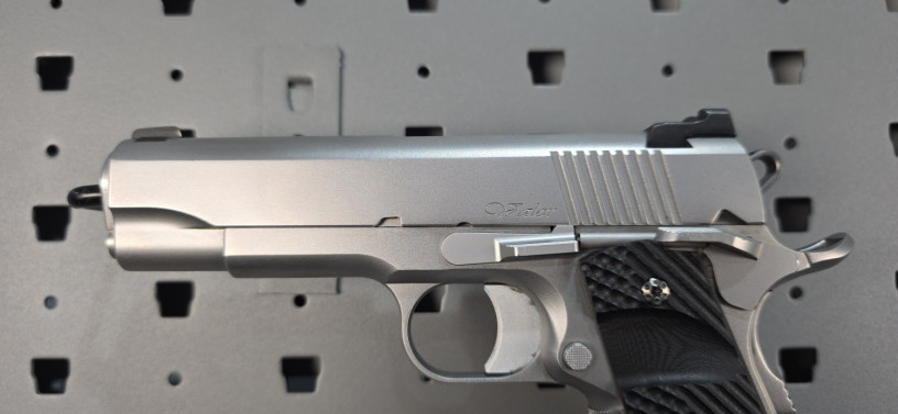 dan-wesson-valor-vbob-carry-45-acp-1911-big-2