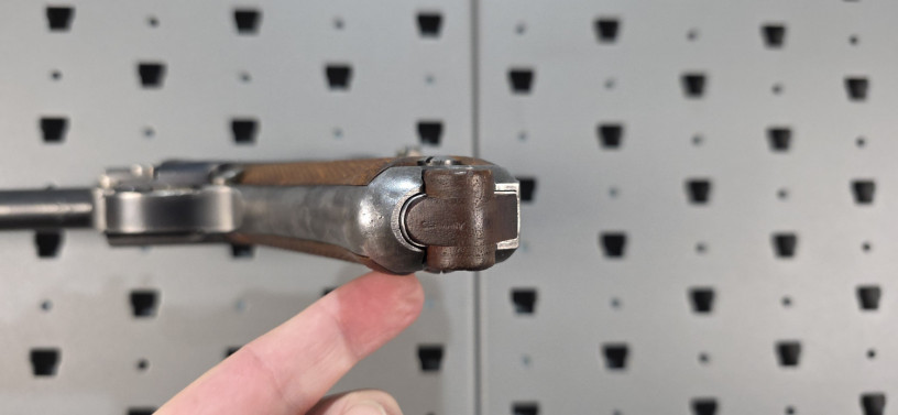 1918-dwm-p08-artillery-luger-numbers-matching-big-5