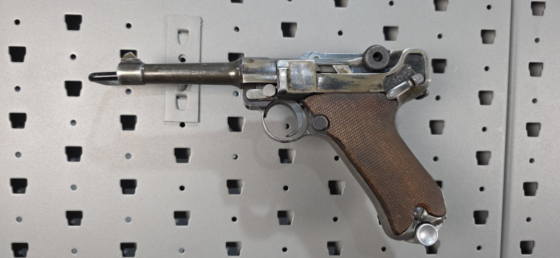 rare-1913-dwm-p08-luger-with-bohler-stahl-barrel-big-0