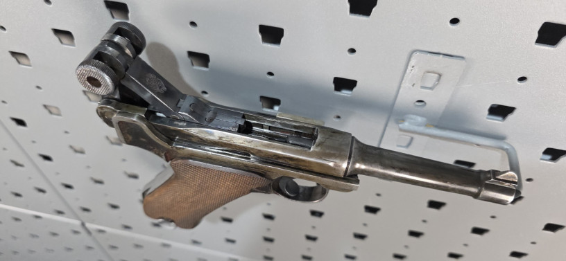 rare-1913-dwm-p08-luger-with-bohler-stahl-barrel-big-20