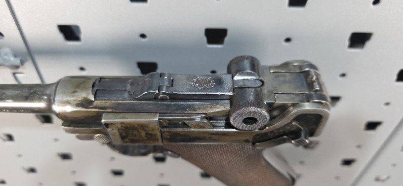 rare-1913-dwm-p08-luger-with-bohler-stahl-barrel-big-11