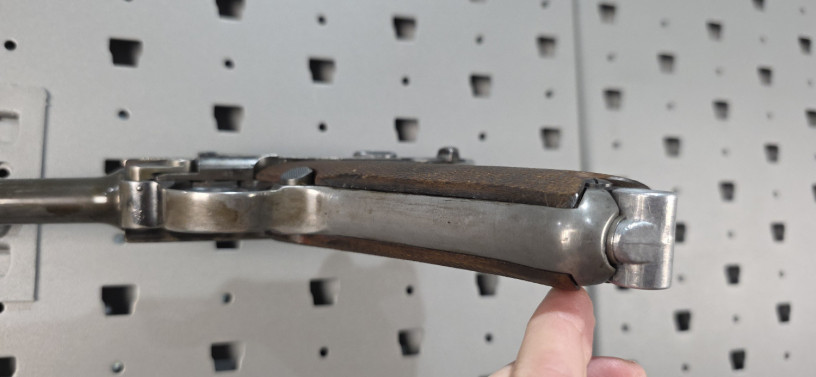 rare-1913-dwm-p08-luger-with-bohler-stahl-barrel-big-7