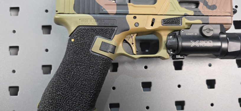 custom-glock-17-g3-agency-x-clkustoms-big-14