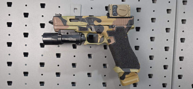 custom-glock-17-g3-agency-x-clkustoms-big-0