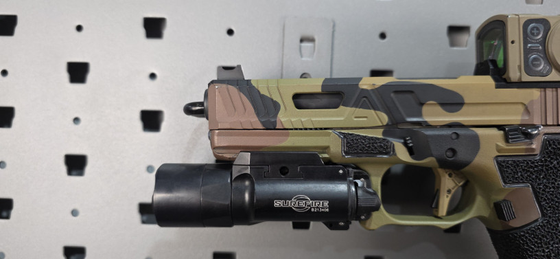 custom-glock-17-g3-agency-x-clkustoms-big-2