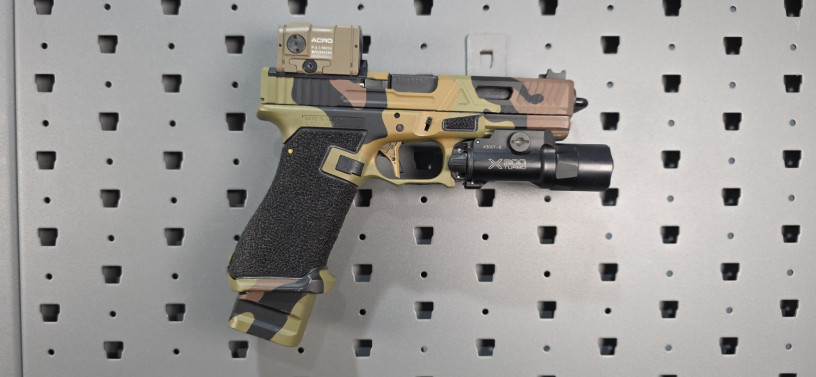 custom-glock-17-g3-agency-x-clkustoms-big-11