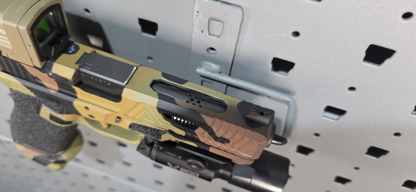 custom-glock-17-g3-agency-x-clkustoms-big-18