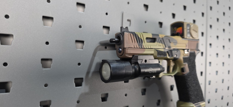 custom-glock-17-g3-agency-x-clkustoms-big-1