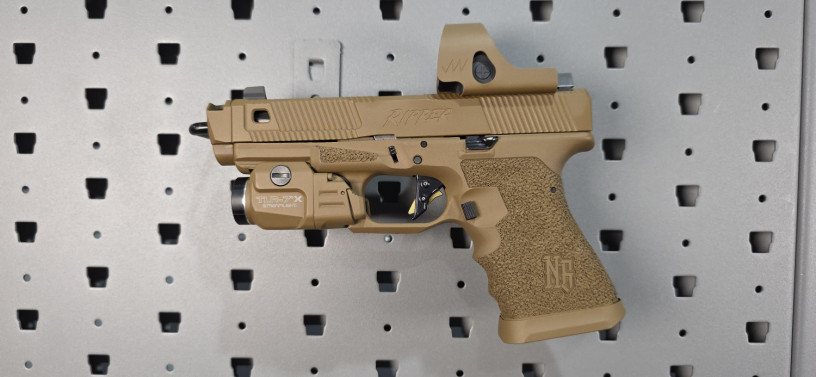custom-glock-19-g3-ripper-fde-with-sro-ramjet-big-0