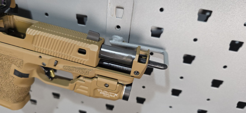 custom-glock-19-g3-ripper-fde-with-sro-ramjet-big-19