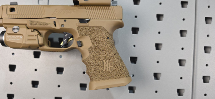 custom-glock-19-g3-ripper-fde-with-sro-ramjet-big-4