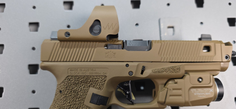 custom-glock-19-g3-ripper-fde-with-sro-ramjet-big-12