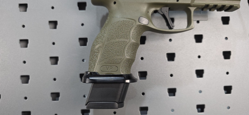 rare-heckler-koch-vp9-odg-9mm-with-extras-big-10