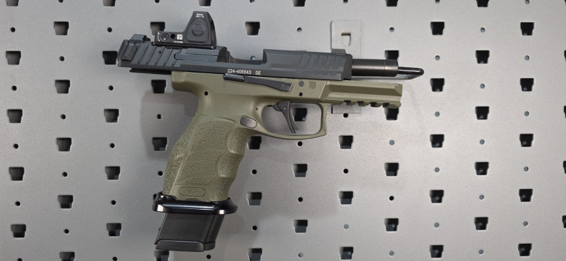 rare-heckler-koch-vp9-odg-9mm-with-extras-big-13